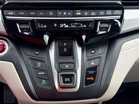 Certified 2025 Honda Odyssey EX-L image 26