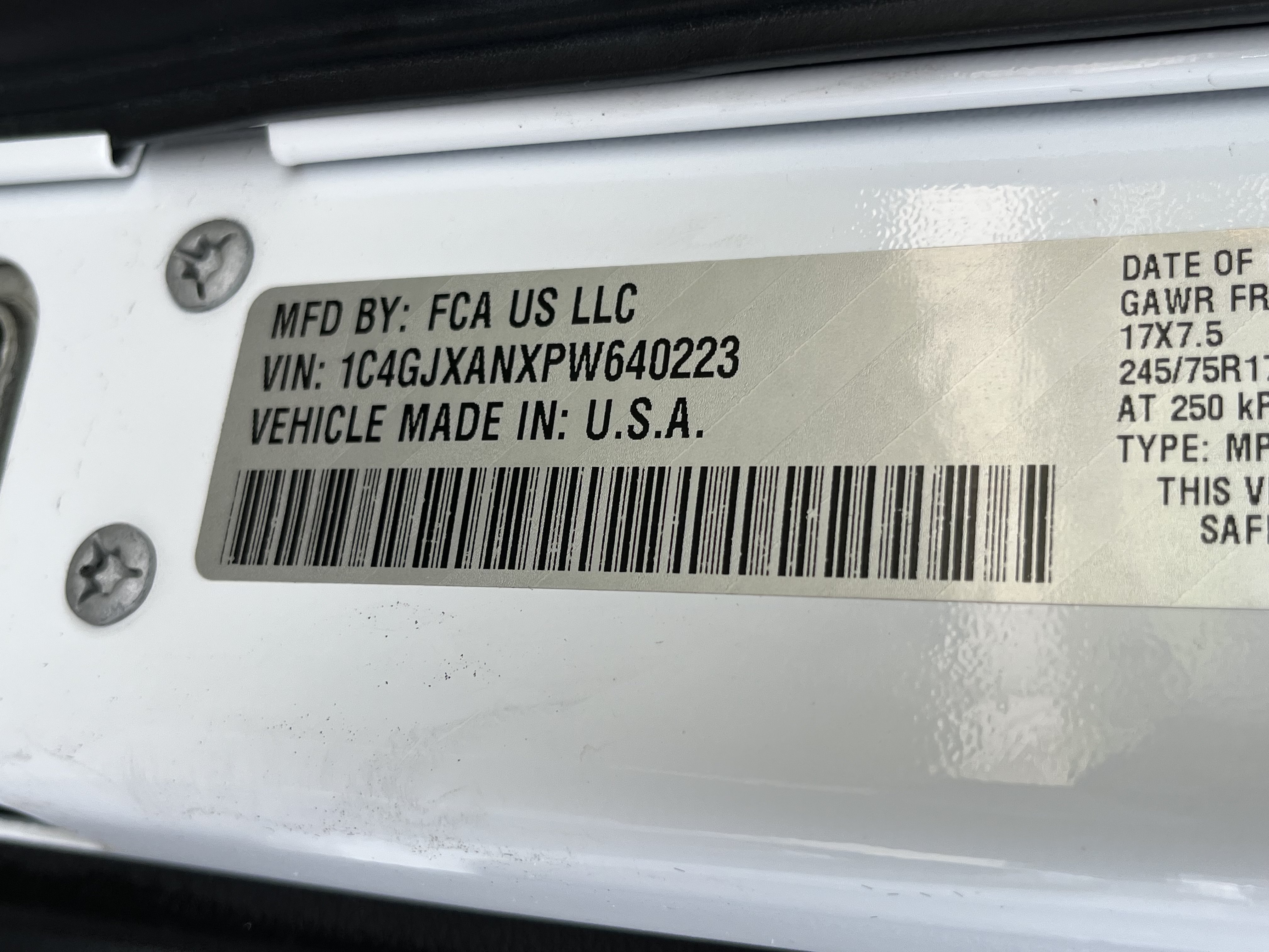 Used 2023 Jeep Wrangler Sport AWD/4WD image 22