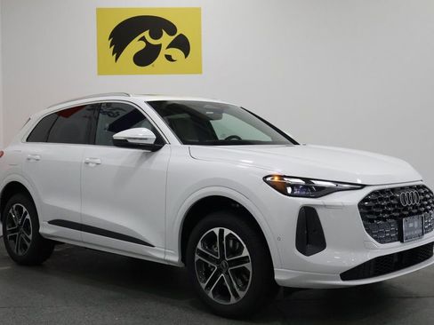 New 2025 Audi Q5 Premium image 6