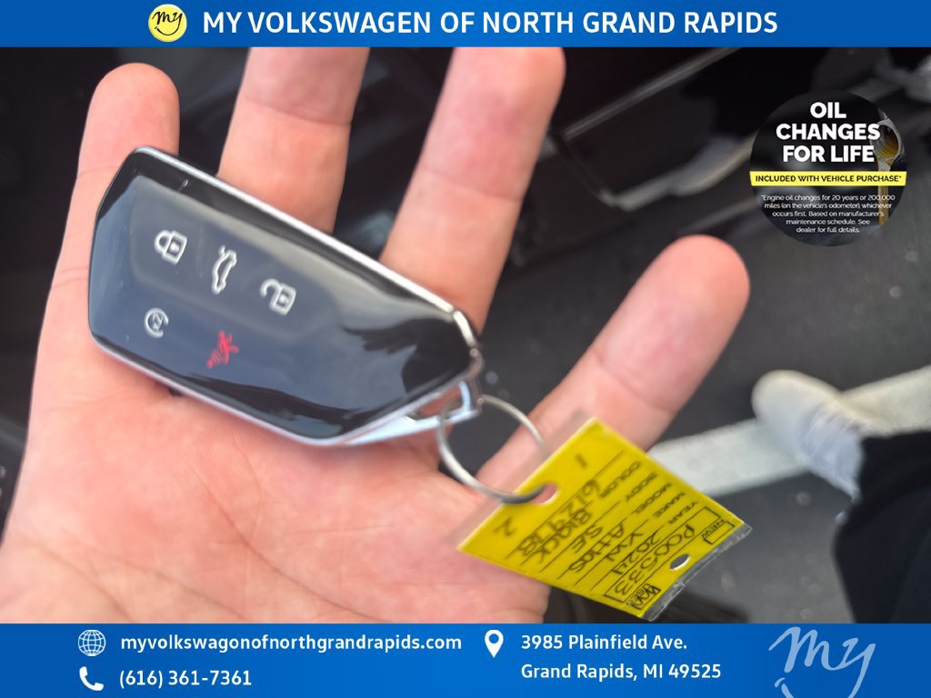 Used 2024 Volkswagen Atlas SE AWD/4WD image 36