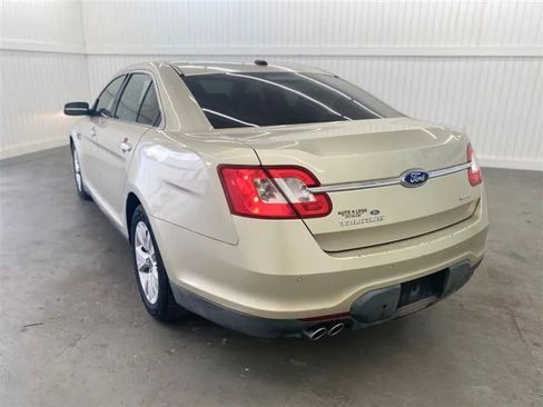Used 2010 Ford Taurus SEL image 7