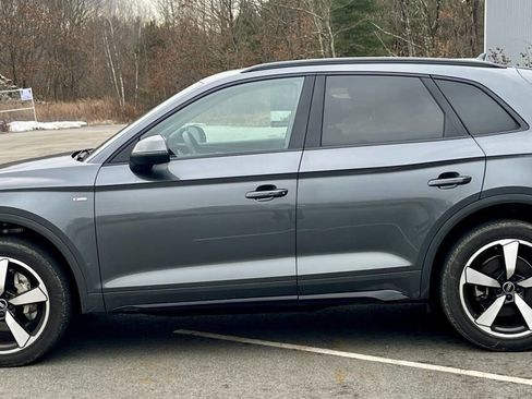 Used 2022 Audi Q5 2.0T Premium Plus w/ Premium Plus Package image 2