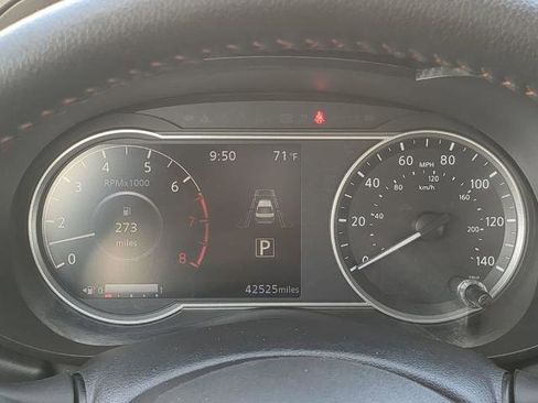 Certified 2024 Nissan Versa SR w/ Trunk Package FWD image 25