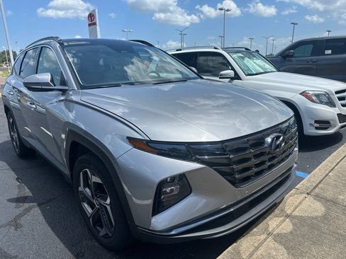 Used 2023 Hyundai Tucson Limited AWD/4WD image 2