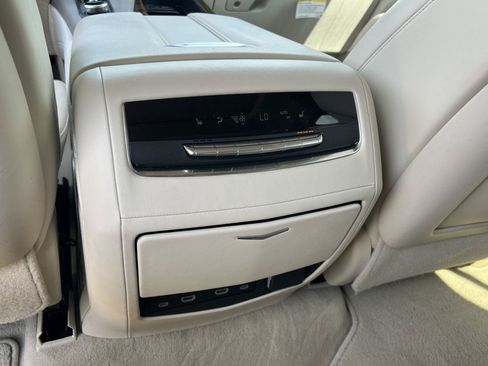 Used 2024 Cadillac Escalade ESV Sport Platinum AWD/4WD image 25