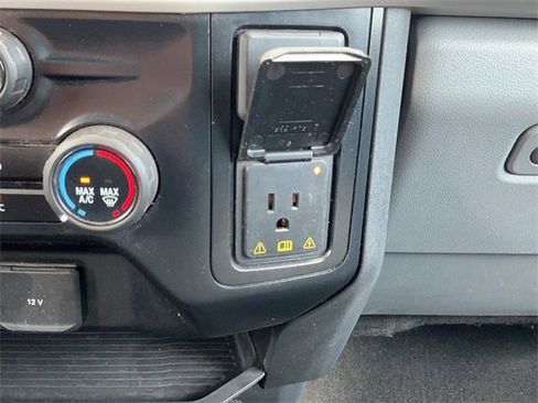 Used 2024 Ford F250 XLT image 23