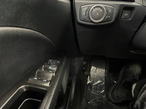 Used 2017 Ford Fusion SE w/ Equipment Group 602A image 39