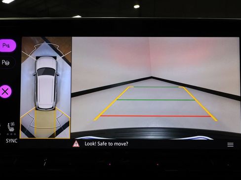 Used 2025 Volkswagen Atlas SEL Premium R-Line image 14