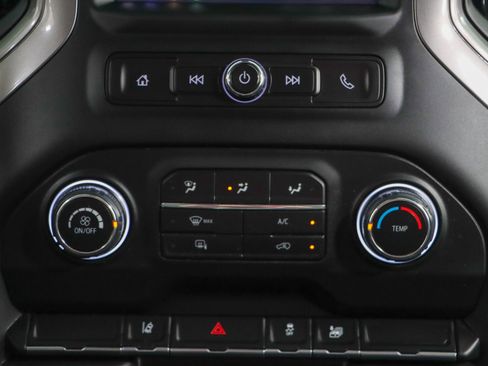 Used 2024 Chevrolet Silverado 2500 Custom image 20