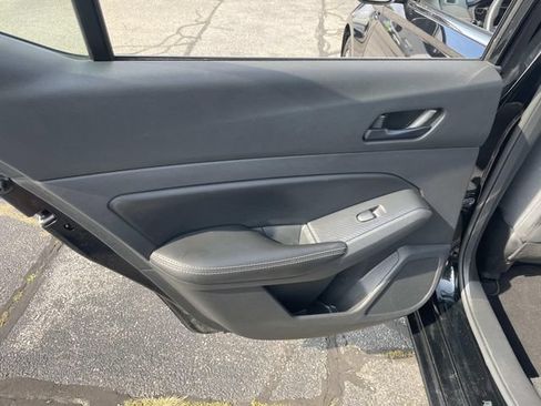 Used 2024 Nissan Altima 2.5 SV FWD image 16