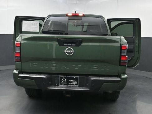 Used 2025 Nissan Frontier SV w/ SV Convenience Package image 41