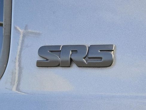 Used 2020 Toyota Tundra SR5 w/ SR5 Upgrade Package image 15