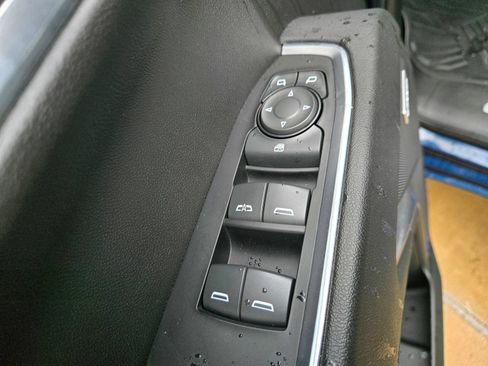 Used 2023 Chevrolet Silverado 1500 RST AWD/4WD image 30