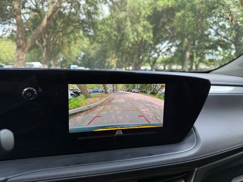 Used 2025 Buick Encore GX Preferred FWD image 17