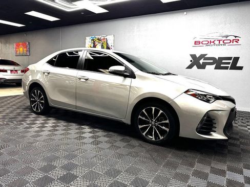 Used 2019 Toyota Corolla SE w/ Carpet Mat Package (TMS) FWD image 2