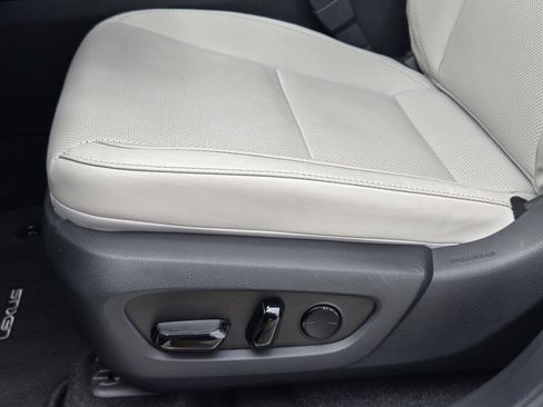 Used 2023 Lexus RX 350 Premium w/ Cold Area Package FWD image 31