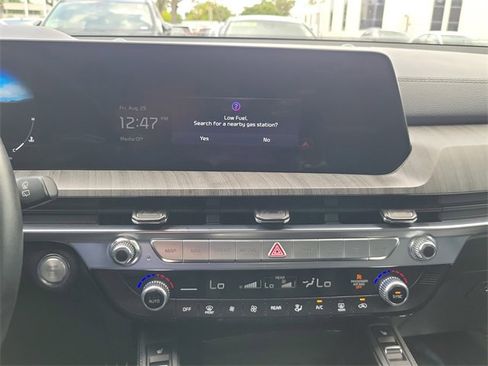 Used 2024 Kia Telluride SX image 19