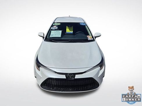 Used 2022 Toyota Corolla LE FWD image 46