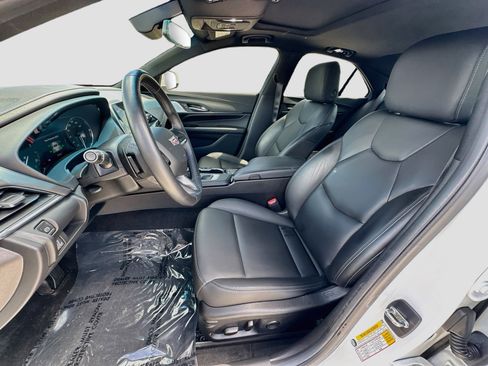 Used 2023 Cadillac CT4 Luxury w/ Sun And Sound Package RWD image 20