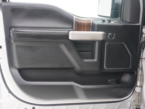 Used 2016 Ford F150 Lariat AWD/4WD image 14