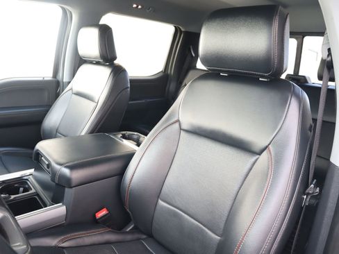 Used 2024 Ford F250 Lariat image 25