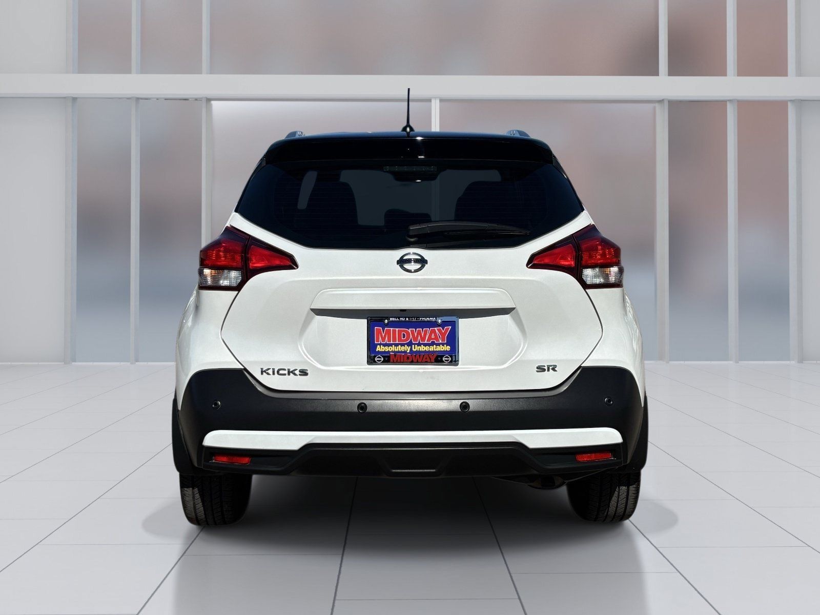 Used 2020 Nissan Kicks SR w/ SR Premium Package FWD image 5