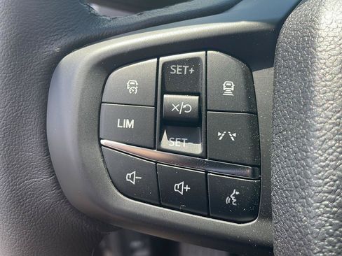 Used 2026 Ford Ranger Lariat w/ Black Appearance Package AWD/4WD image 18