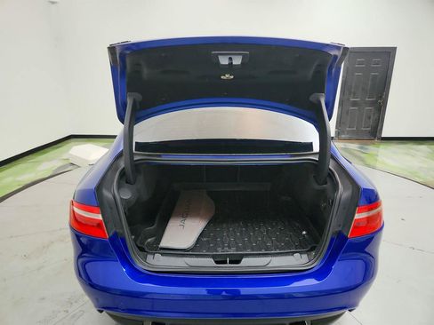 Used 2017 Jaguar XE R-Sport RWD image 32