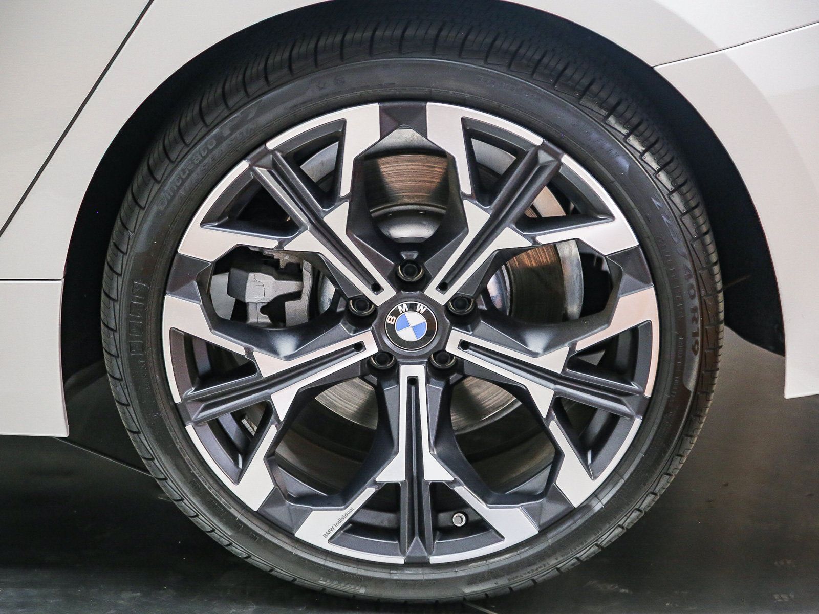 Used 2026 BMW 330i Sedan w/ Convenience Package RWD image 11