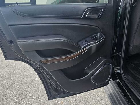Used 2016 Chevrolet Tahoe LS w/ Enhanced Driver Alert Package RWD image 13