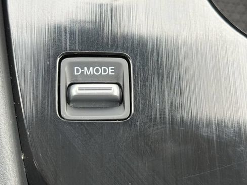 Used 2026 Nissan Rogue Dark Armor FWD image 21