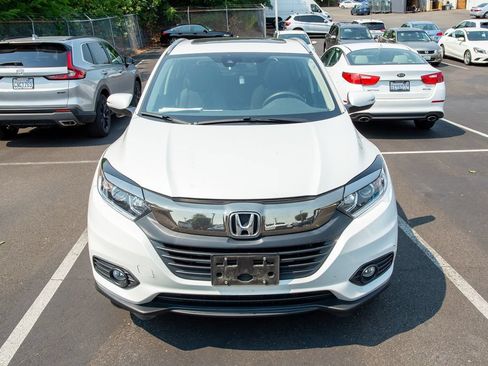 Used 2022 Honda HR-V EX image 2