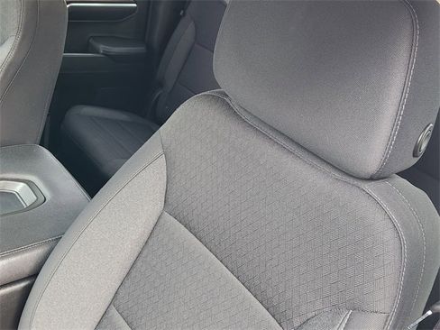 Used 2024 Chevrolet Silverado 1500 LT image 24