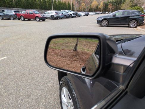 Used 2016 Chevrolet Equinox LT w/ Convenience Package image 14