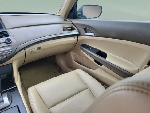 Used 2009 Honda Accord LX-P image 10