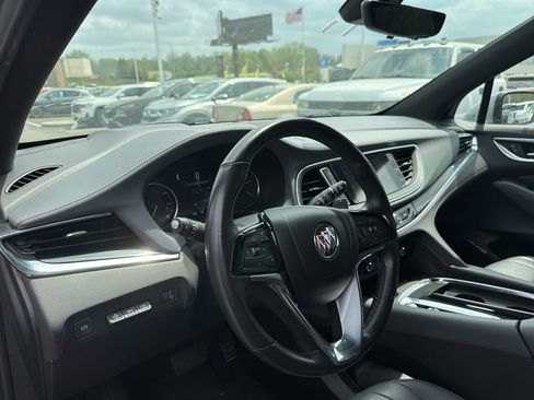 Used 2024 Buick Enclave Premium FWD image 18