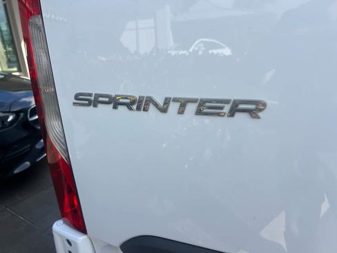 Used 2024 Mercedes-Benz Sprinter 2500 image 25