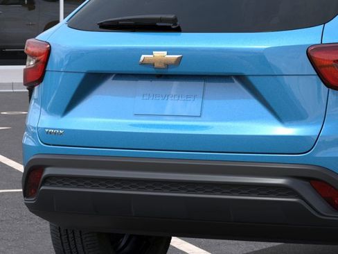 New 2026 Chevrolet Trax LS FWD image 14