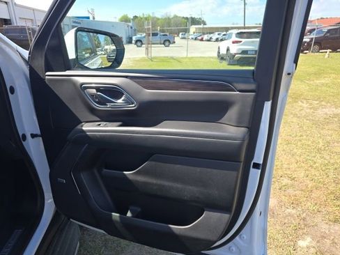 Used 2023 Chevrolet Tahoe LT w/ Luxury Package image 34
