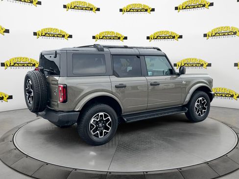 New 2026 Ford Bronco Outer Banks AWD/4WD image 5