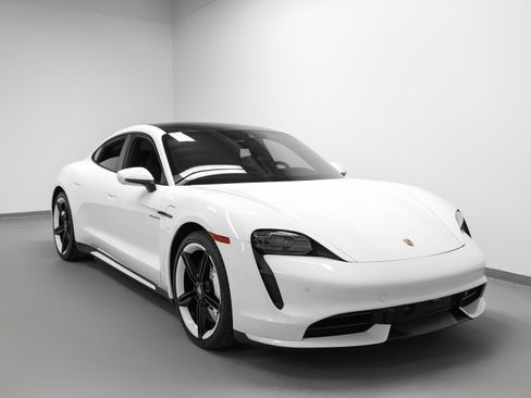 Certified 2024 Porsche Taycan Turbo S image 10