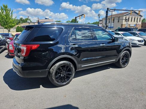 Used 2016 Ford Explorer Limited w/ Equipment Group 301A AWD/4WD image 11