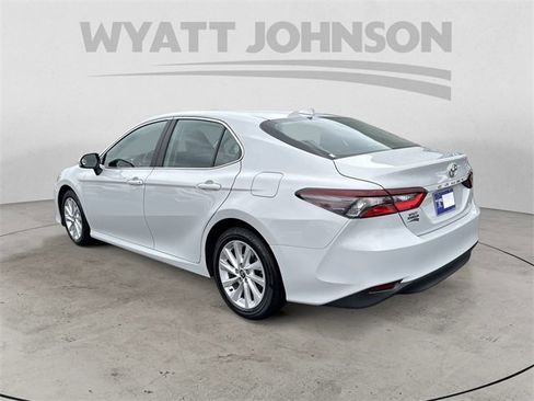 Certified 2023 Toyota Camry LE image 3