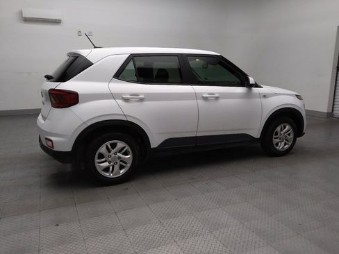 Used 2023 Hyundai Venue SE w/ Cargo Package image 10