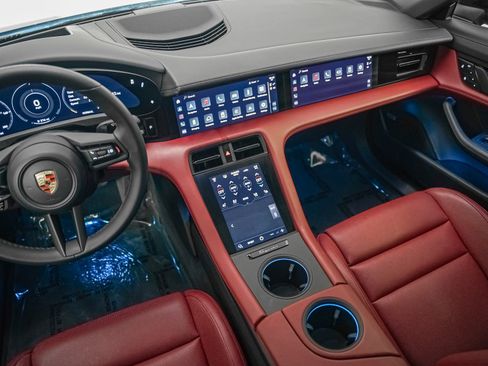 Certified 2023 Porsche Taycan image 18