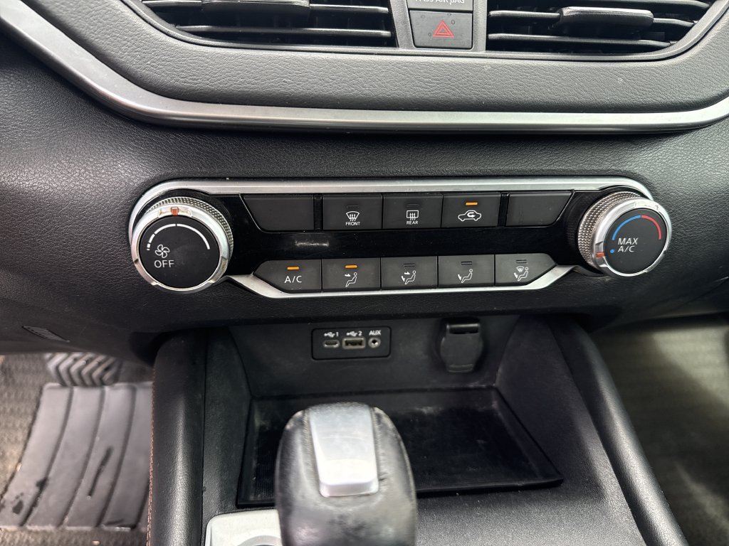 Used 2020 Nissan Altima 2.5 SR FWD image 25