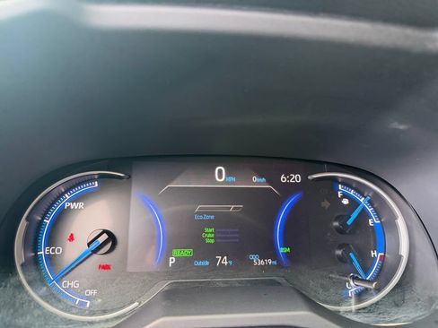 Used 2023 Toyota RAV4 XLE Premium AWD/4WD image 16