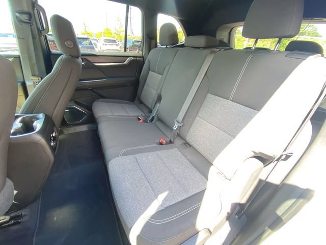 Used 2025 GMC Acadia Elevation FWD image 24