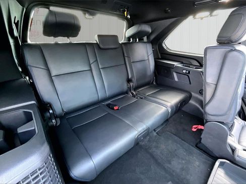 Used 2023 Toyota Sequoia Platinum image 26