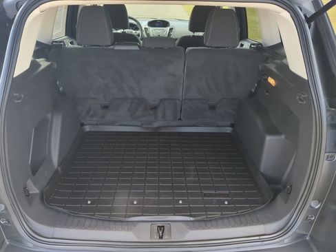 Used 2015 Ford Escape SE image 12